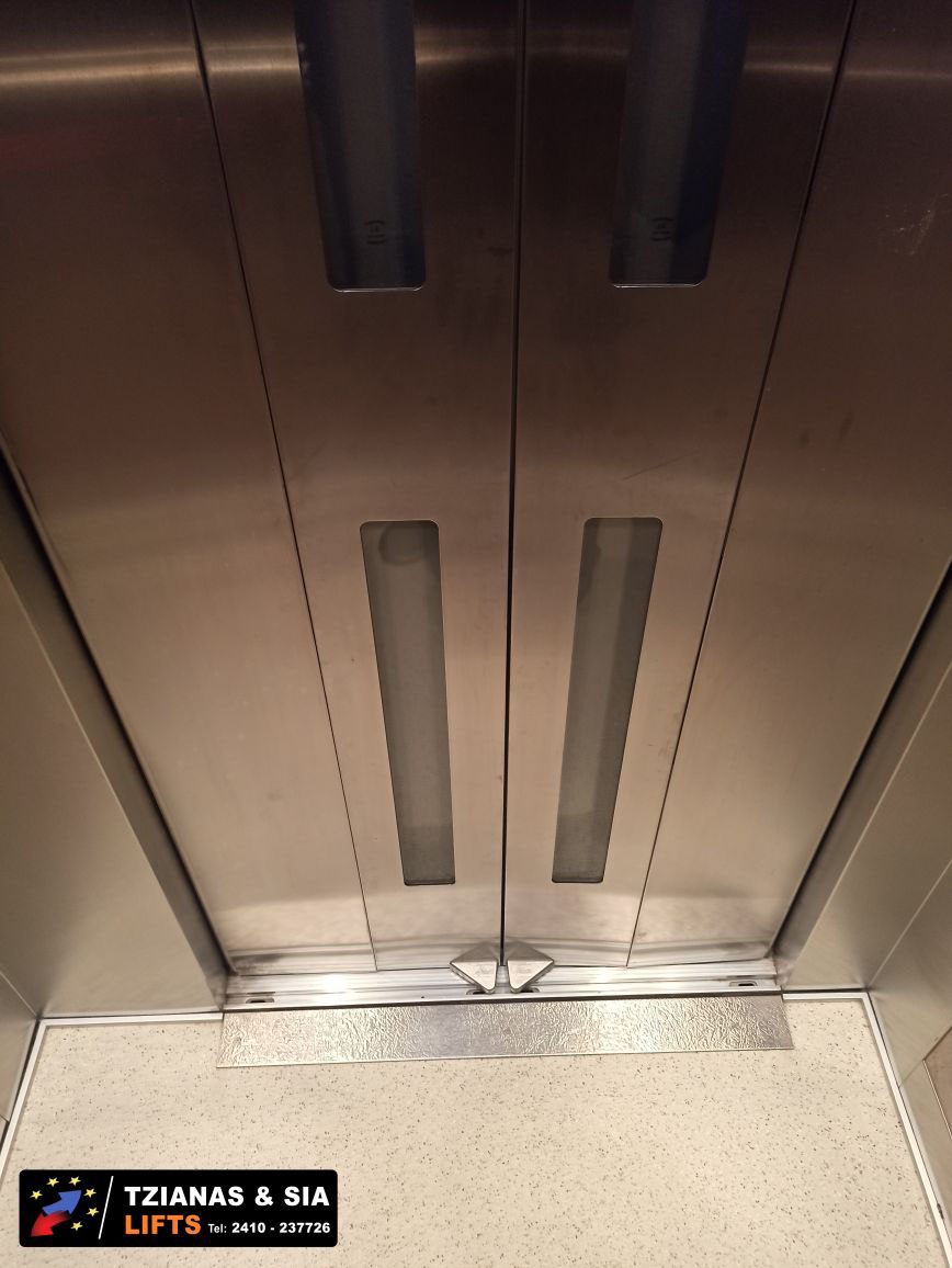 θάλαμος ανελκυστήρα