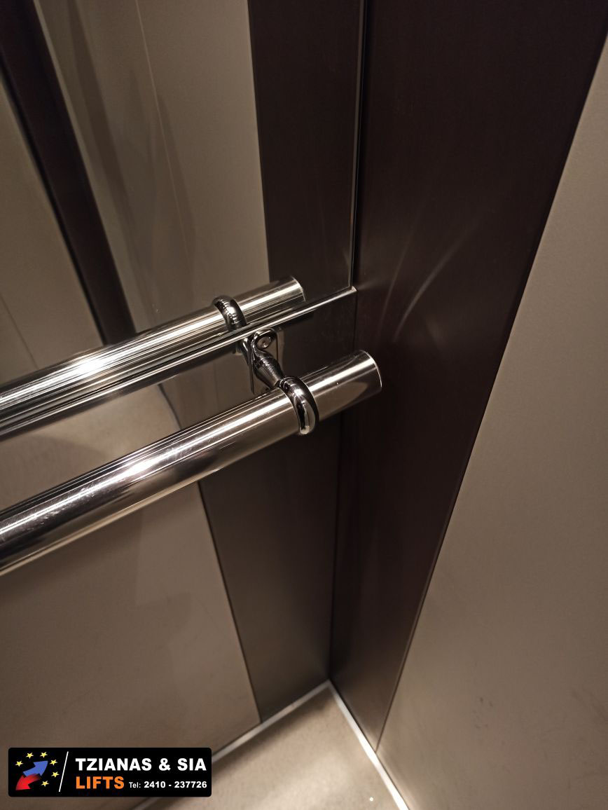 θάλαμος ανελκυστήρα