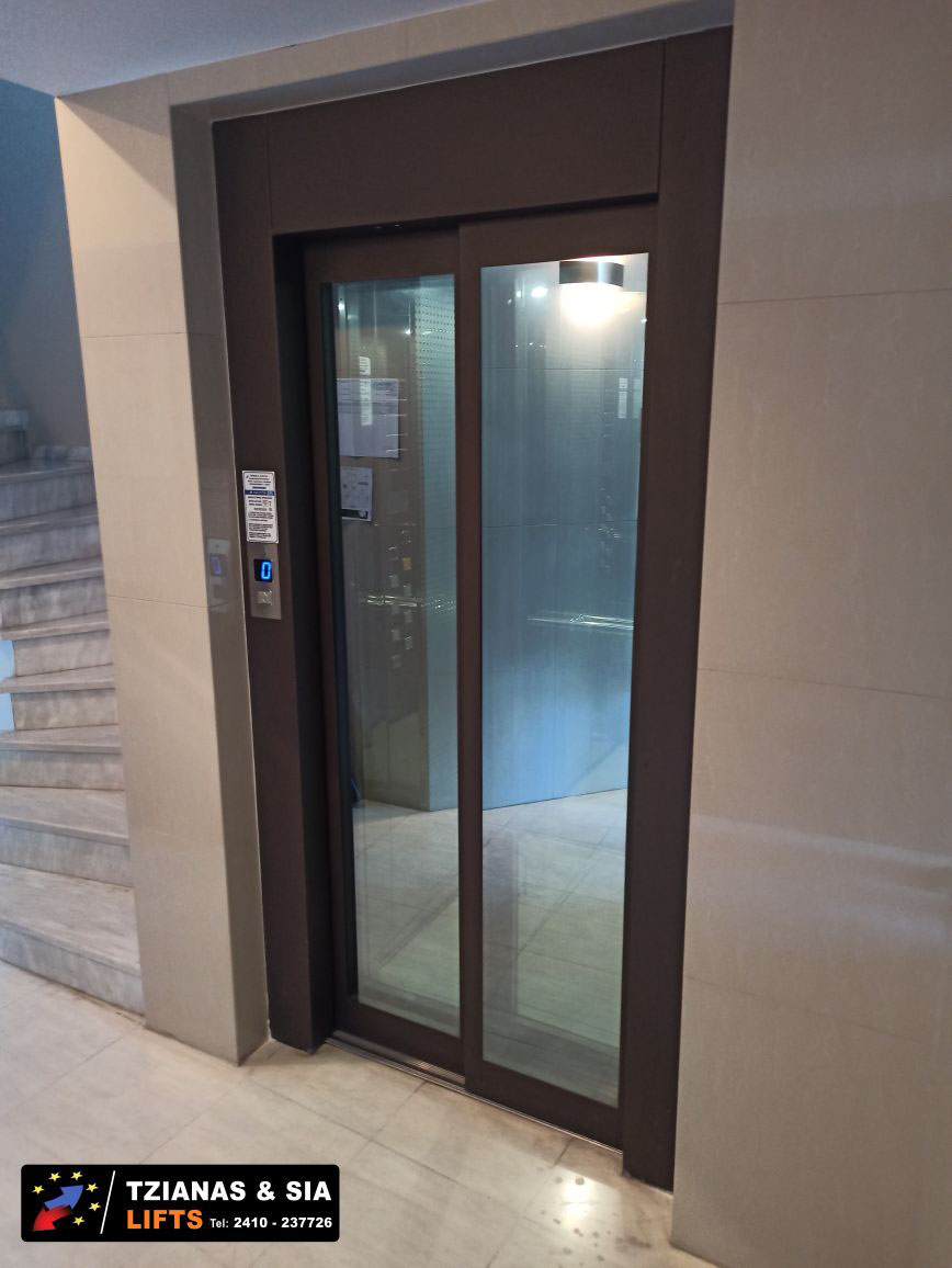 θάλαμος ανελκυστήρα