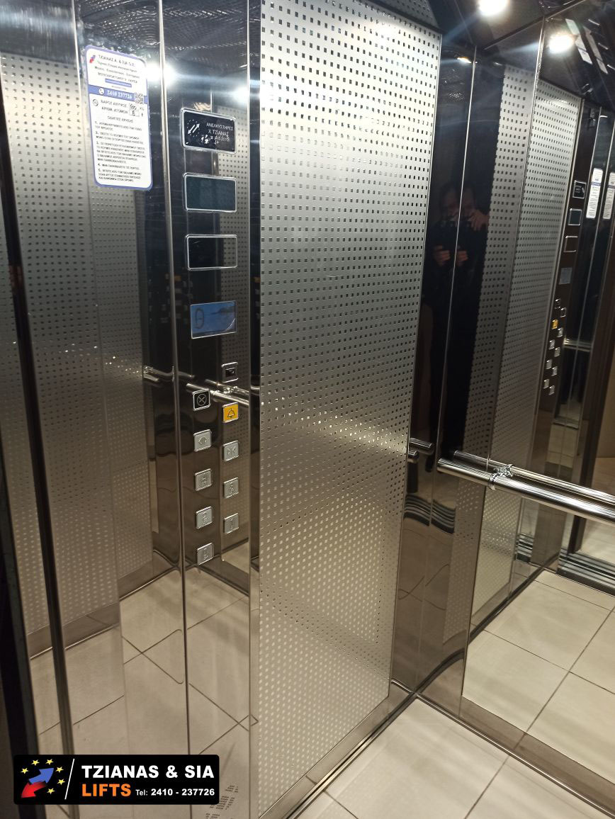 θάλαμος ανελκυστήρα