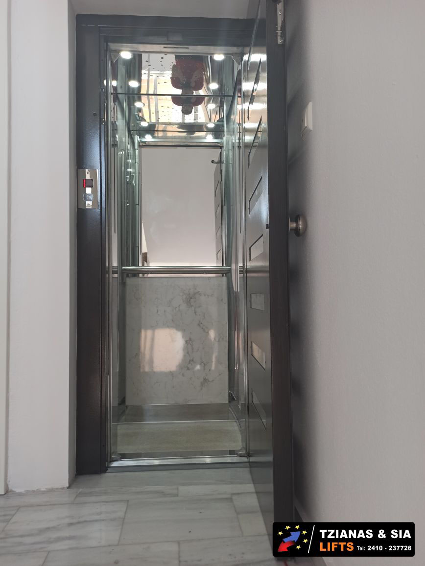 θάλαμος ανελκυστήρα